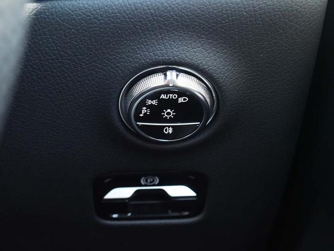 MERCEDES-BENZ Glc Photo 16