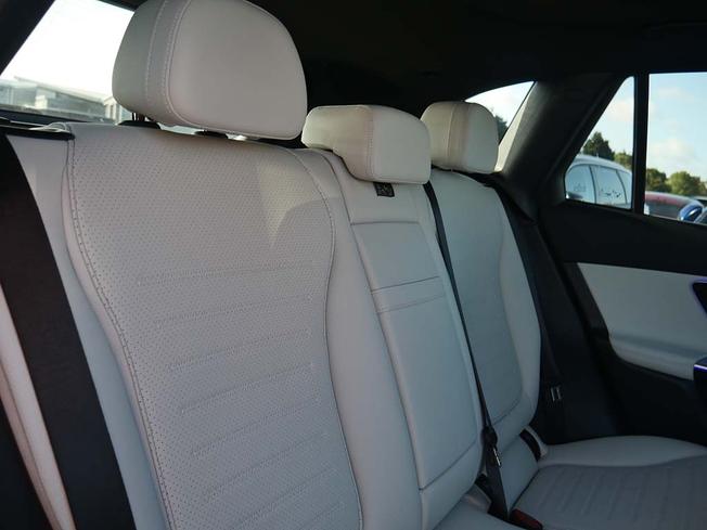 MERCEDES-BENZ Glc Photo 38
