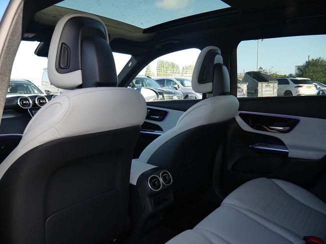 MERCEDES-BENZ Glc Photo 39