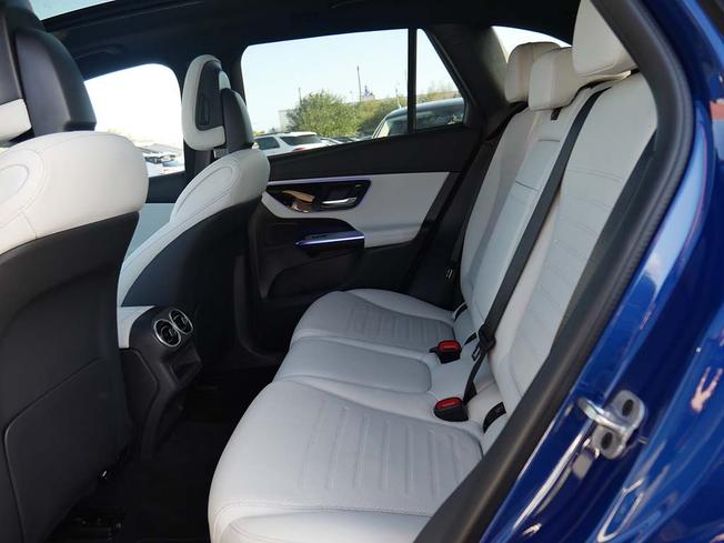 MERCEDES-BENZ Glc Photo 8