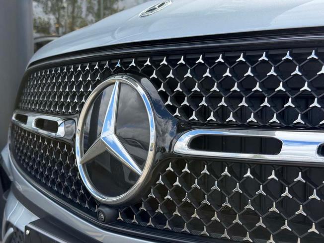 MERCEDES-BENZ Glc Photo 13