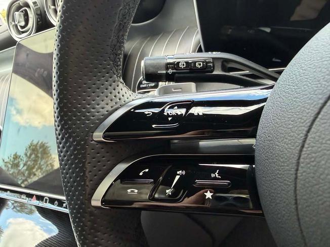 MERCEDES-BENZ Glc Photo 35