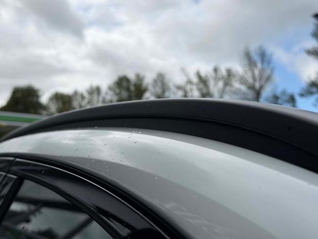 MERCEDES-BENZ Glc Photo 16