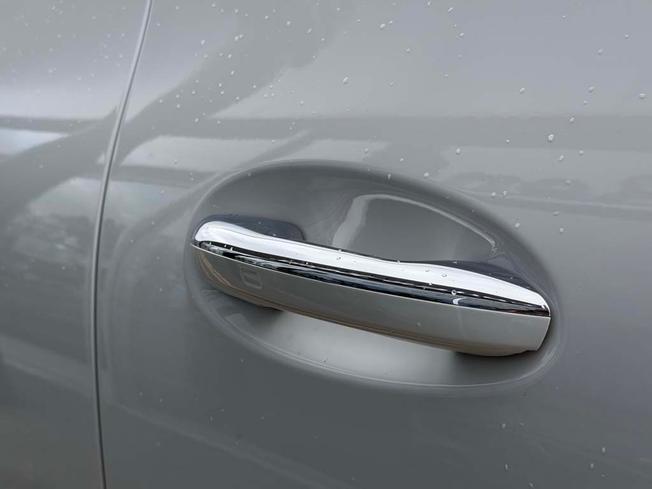 MERCEDES-BENZ Glc Photo 17
