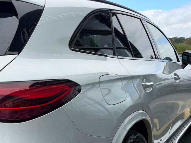 MERCEDES-BENZ Glc Photo 19