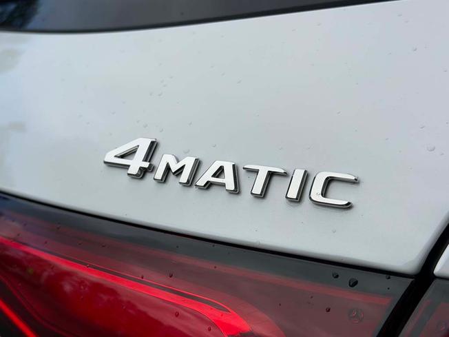 MERCEDES-BENZ Glc Photo 21