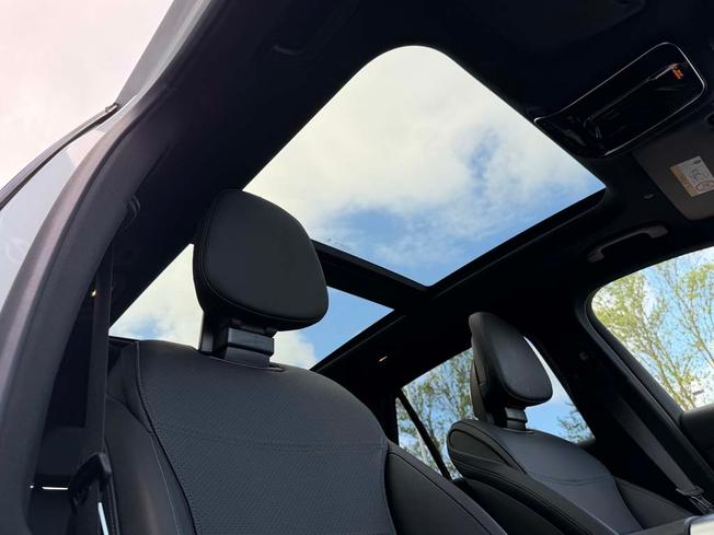 MERCEDES-BENZ Glc Photo 42