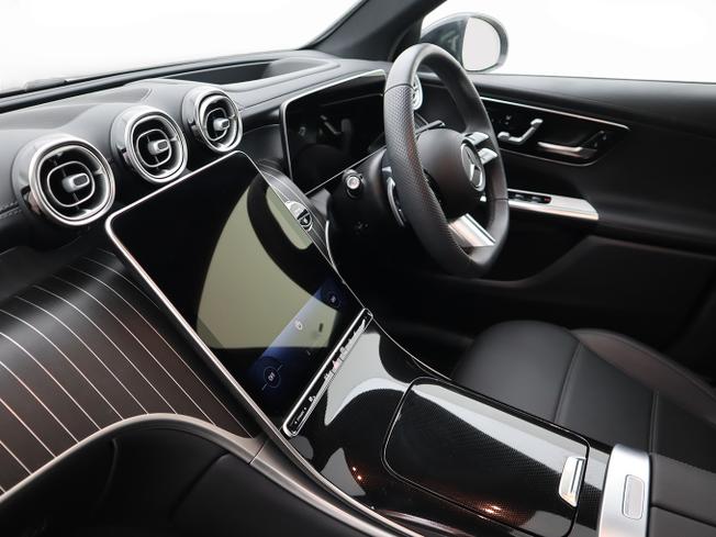 MERCEDES-BENZ Glc Photo 18