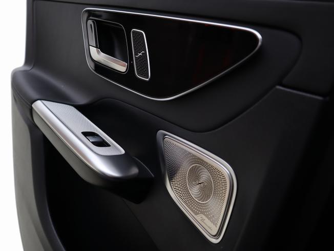 MERCEDES-BENZ Glc Photo 24