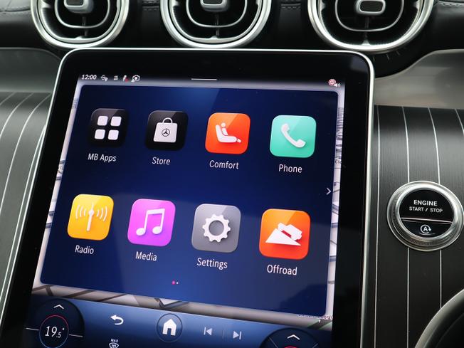 MERCEDES-BENZ Glc Photo 29