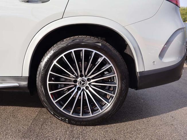 MERCEDES-BENZ Glc Photo 15