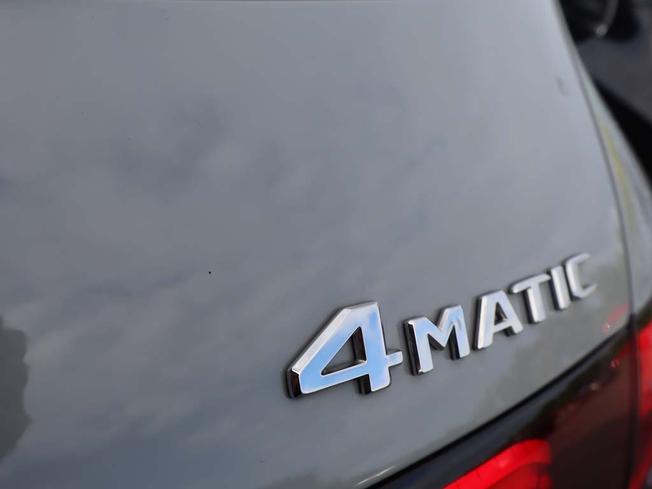 MERCEDES-BENZ Glc Photo 22