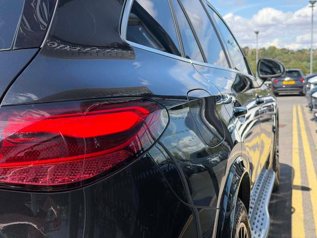 MERCEDES-BENZ Glc Photo 19