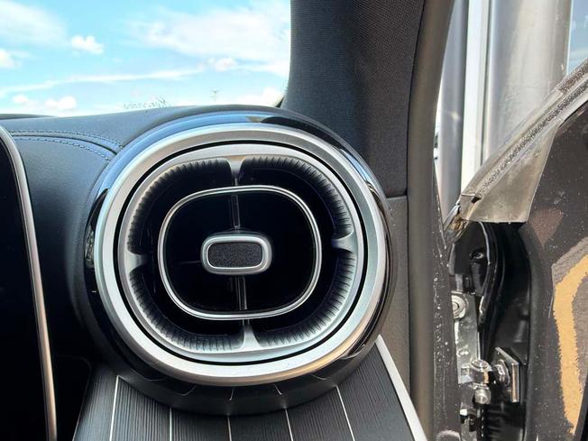 MERCEDES-BENZ Glc Photo 27