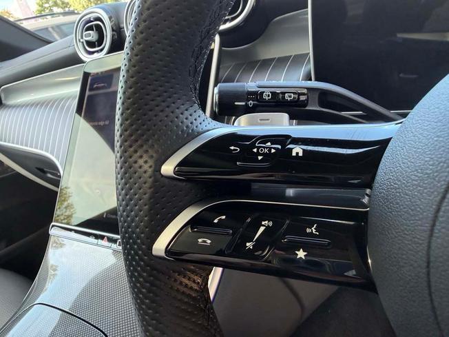MERCEDES-BENZ Glc Photo 32