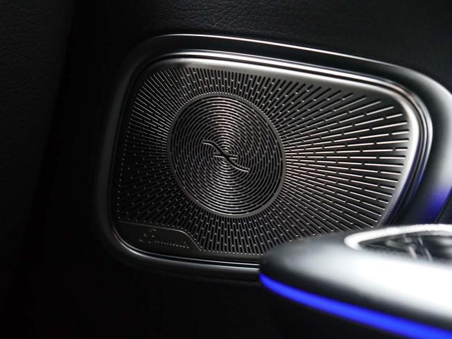 MERCEDES-BENZ Glc Photo 16