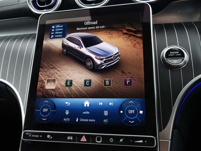 MERCEDES-BENZ Glc Photo 28