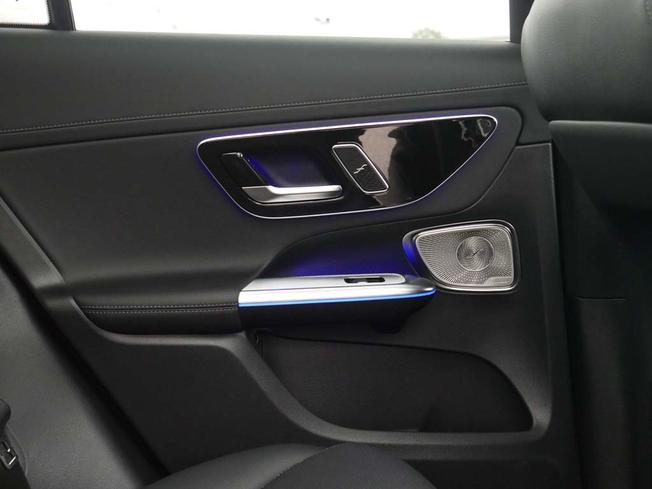 MERCEDES-BENZ Glc Photo 38