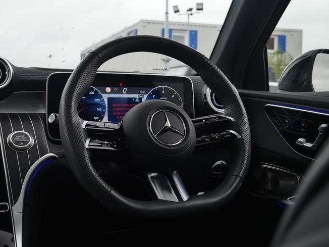 MERCEDES-BENZ Glc Photo 44