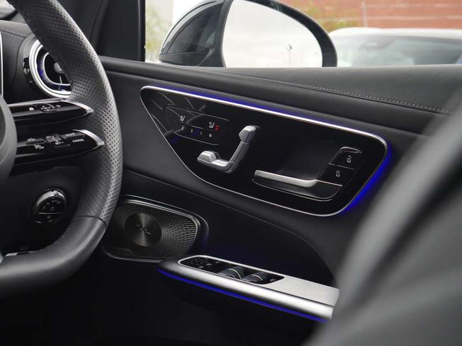 MERCEDES-BENZ Glc Photo 45