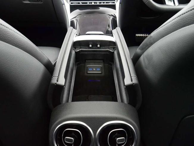 MERCEDES-BENZ Glc Photo 47