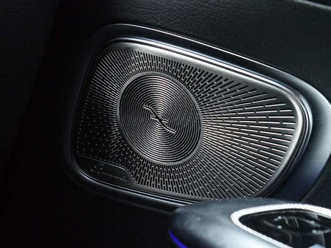 MERCEDES-BENZ Glc Photo 17