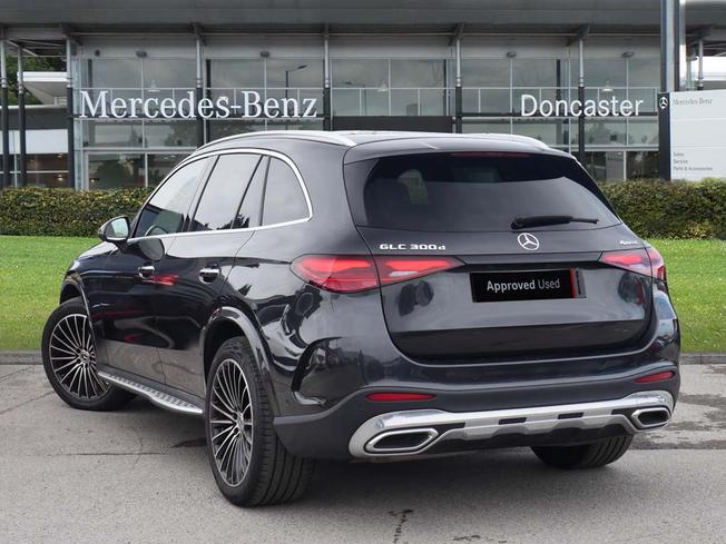 MERCEDES-BENZ Glc Photo 2