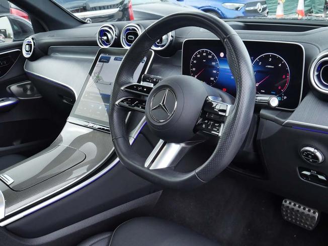 MERCEDES-BENZ Glc Photo 38