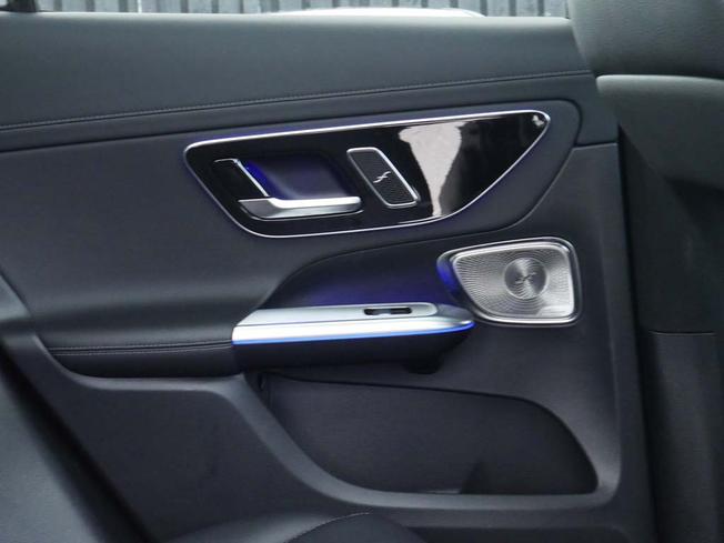 MERCEDES-BENZ Glc Photo 41