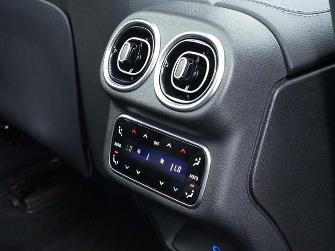 MERCEDES-BENZ Glc Photo 42