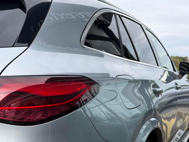 Mercedes-Benz GLC Photo 17