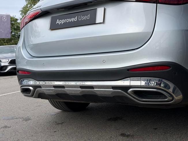 Mercedes-Benz GLC Photo 18