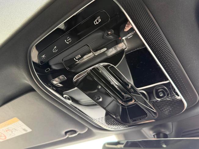 Mercedes-Benz GLC Photo 31