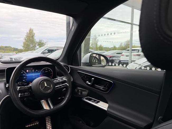 Mercedes-Benz GLC Photo 42