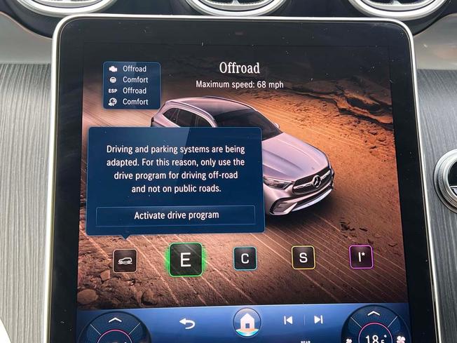 MERCEDES-BENZ Glc Photo 36