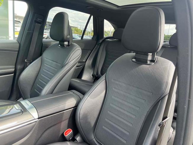 MERCEDES-BENZ Glc Photo 44