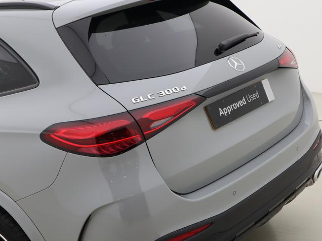 MERCEDES-BENZ Glc Photo 45
