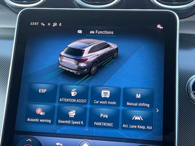 MERCEDES-BENZ Glc Photo 35
