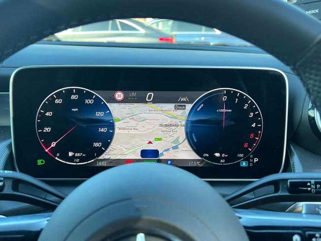 MERCEDES-BENZ Glc Photo 49