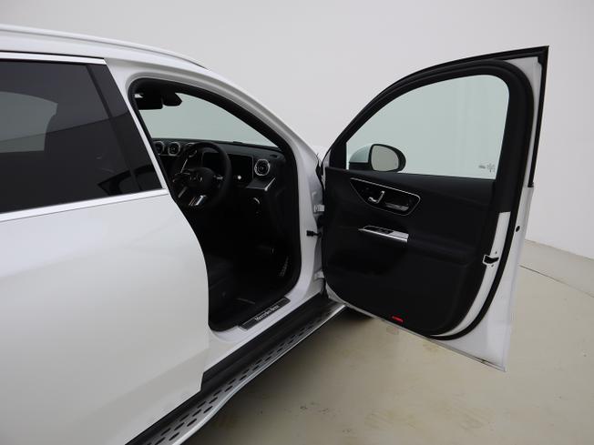 MERCEDES-BENZ Glc Photo 18