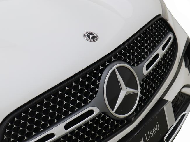 MERCEDES-BENZ Glc Photo 19