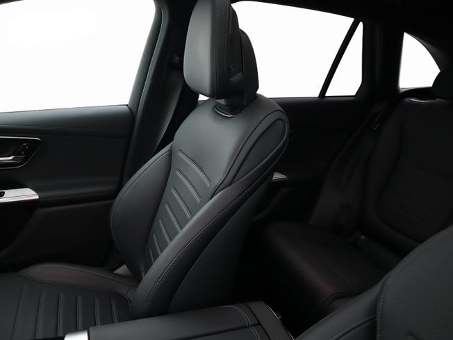 MERCEDES-BENZ Glc Photo 21