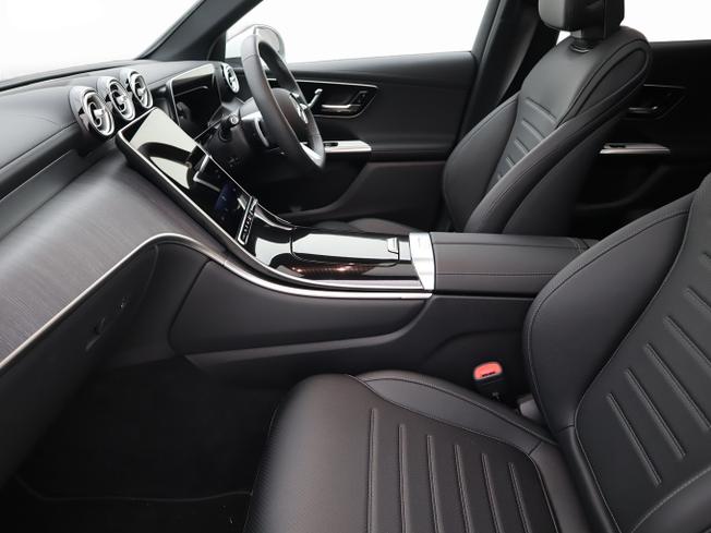 MERCEDES-BENZ Glc Photo 23