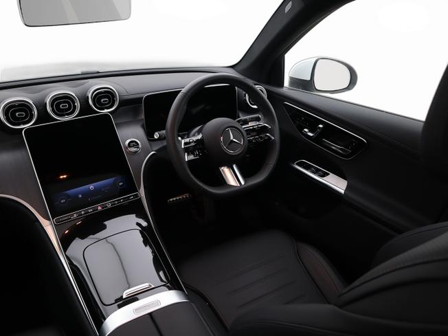 MERCEDES-BENZ Glc Photo 25