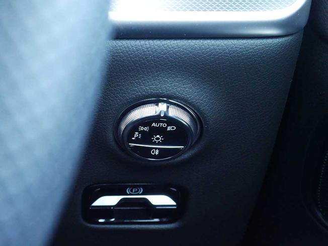 MERCEDES-BENZ Glc Photo 15