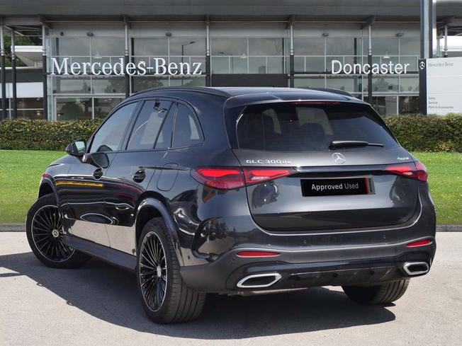 MERCEDES-BENZ Glc Photo 2