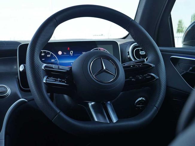 MERCEDES-BENZ Glc Photo 42