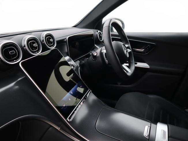 Mercedes-Benz GLC Photo 3