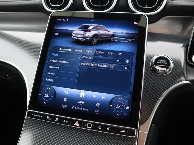Mercedes-Benz GLC Photo 37