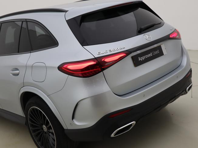 Mercedes-Benz GLC Photo 45